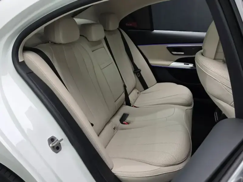 2024 Mercedes-Benz E-Класс с пробегом 46 592 км