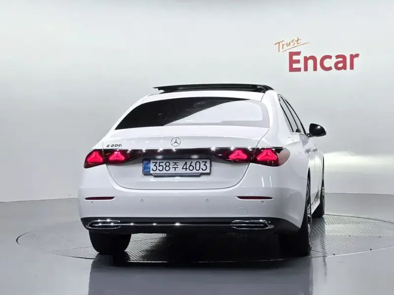 2024 Mercedes-Benz E-Класс с пробегом 47 722 км