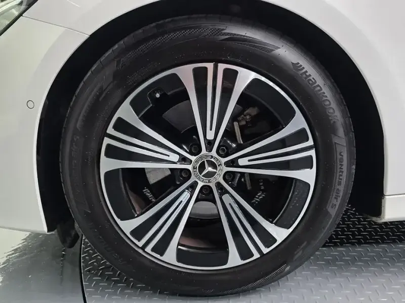 2024 Mercedes-Benz E-Класс с пробегом 47 722 км