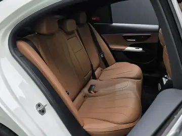 2024 Mercedes-Benz E-Класс с пробегом 47 722 км