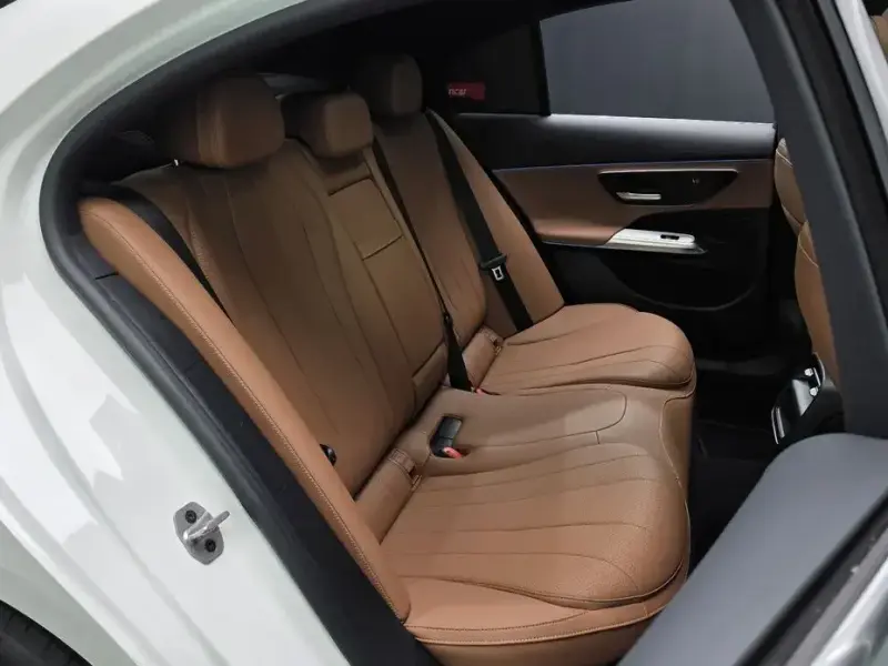 2024 Mercedes-Benz E-Класс с пробегом 47 722 км