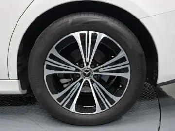 2024 Mercedes-Benz E-Класс с пробегом 46 592 км