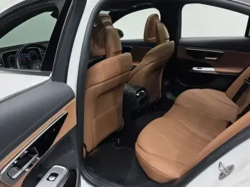2024 Mercedes-Benz E-Класс с пробегом 47 722 км