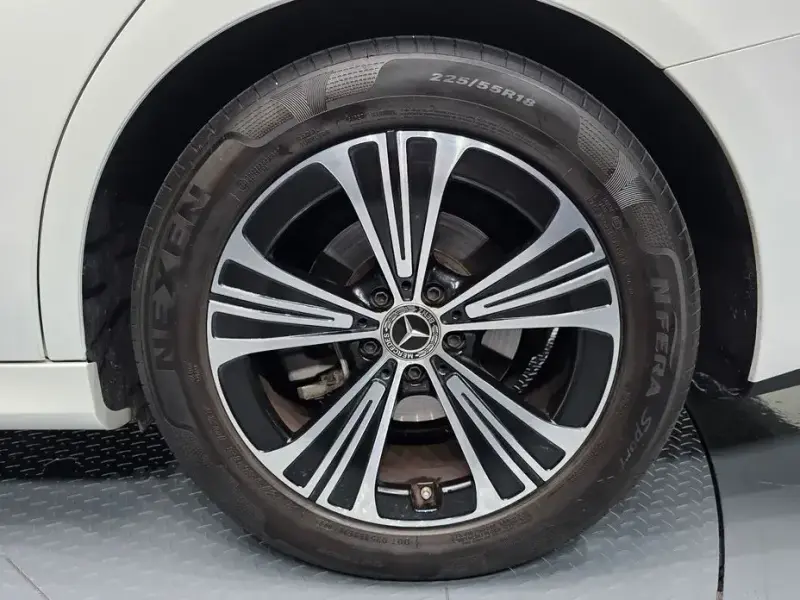 2024 Mercedes-Benz E-Класс с пробегом 47 722 км