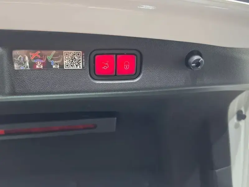 2024 Mercedes-Benz E-Класс с пробегом 46 592 км