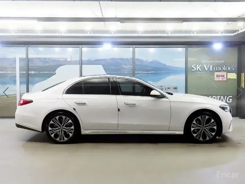 2025 Mercedes-Benz E-Класс с пробегом 19 835 км