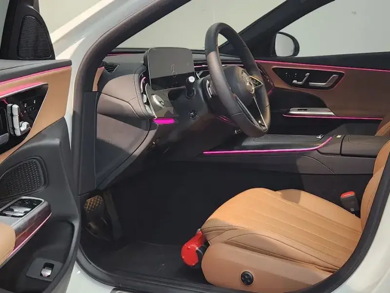 2025 Mercedes-Benz E-Класс с пробегом 18 812 км