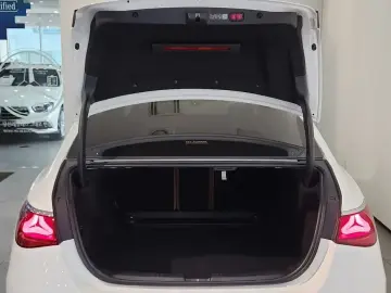 2025 Mercedes-Benz E-Класс с пробегом 18 812 км