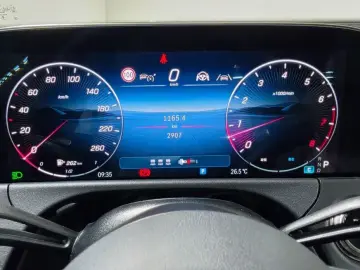2026 Mercedes-Benz E-Класс с пробегом 2 907 км
