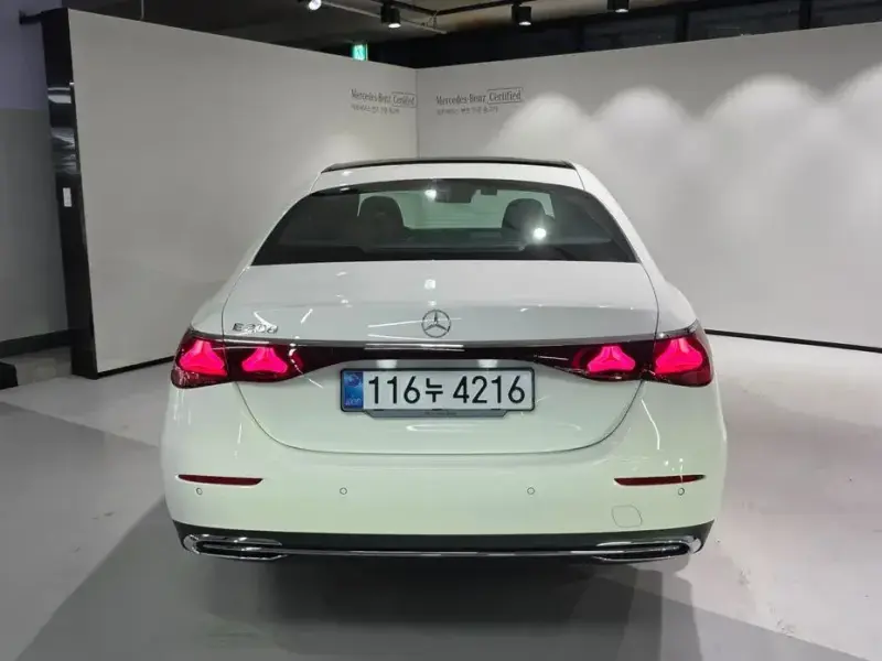 2026 Mercedes-Benz E-Класс с пробегом 3 175 км