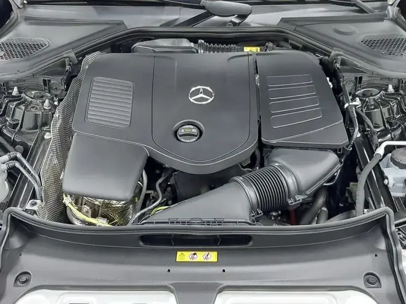 2025 Mercedes-Benz E-Класс с пробегом 9 721 км