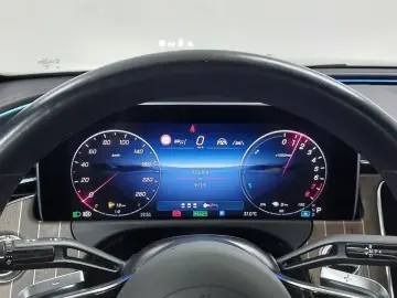 2025 Mercedes-Benz E-Класс с пробегом 9 721 км
