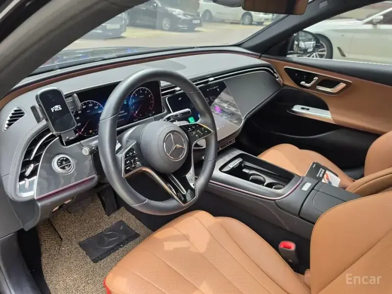 2024 Mercedes-Benz E-Класс с пробегом 10 799 км
