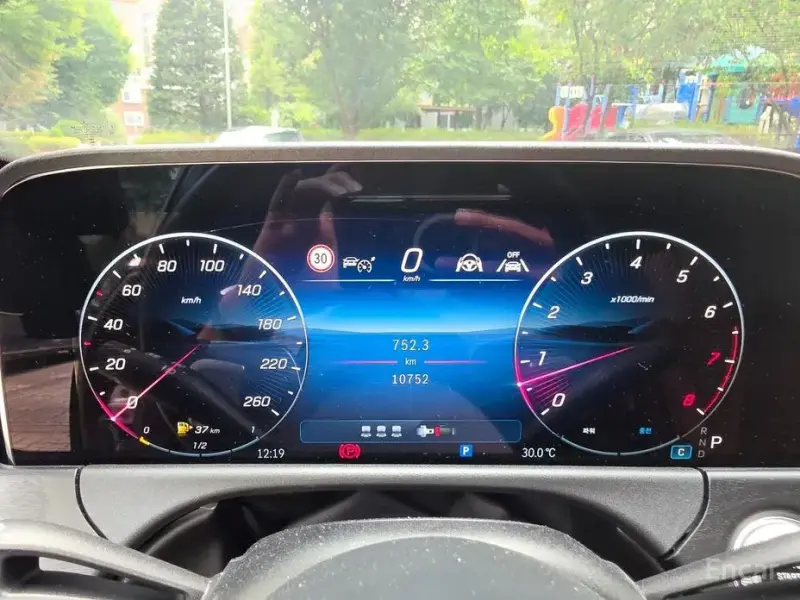 2024 Mercedes-Benz E-Класс с пробегом 10 799 км