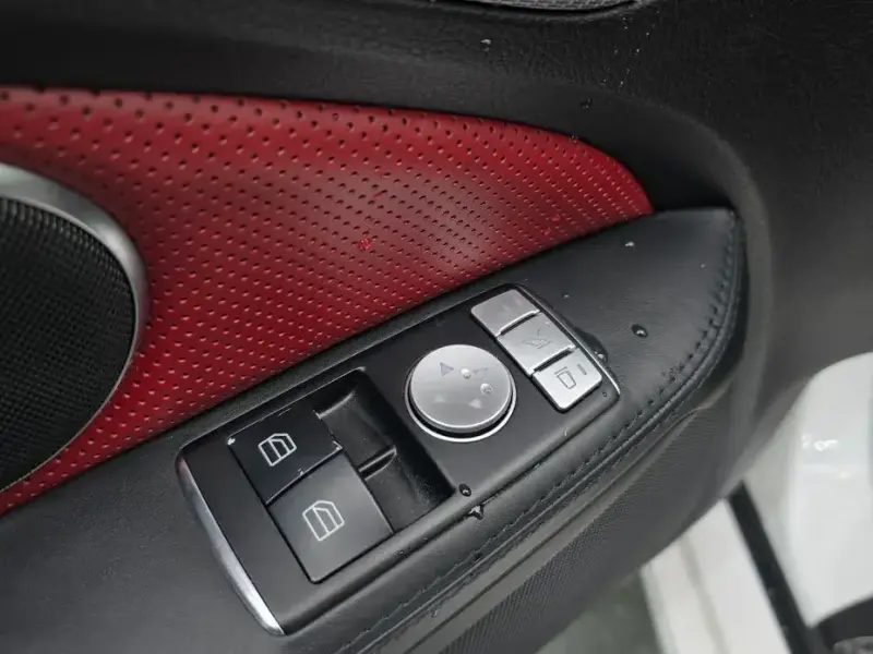 2017 Mercedes-Benz SLC с пробегом 73 316 км