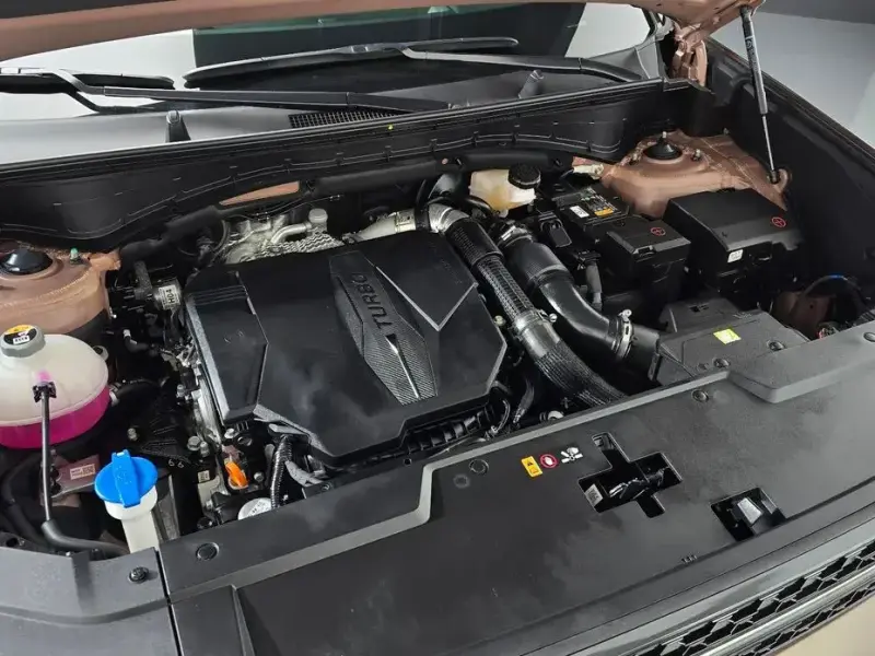 2024 Hyundai Santa Fe с пробегом 14 051 км