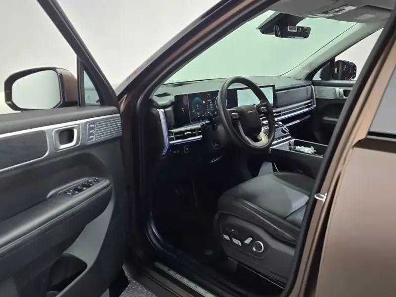 2024 Hyundai Santa Fe с пробегом 14 051 км