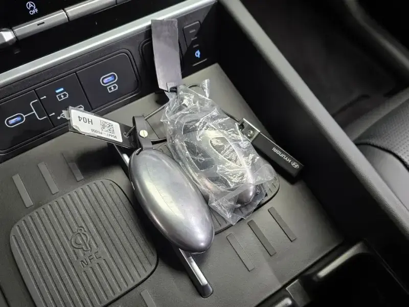 2024 Hyundai Santa Fe с пробегом 14 051 км