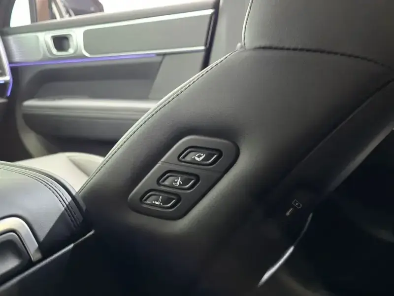 2024 Hyundai Santa Fe с пробегом 14 051 км