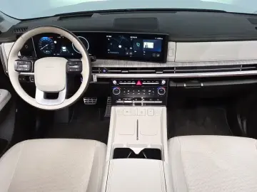 2023 Hyundai Santa Fe с пробегом 37 668 км
