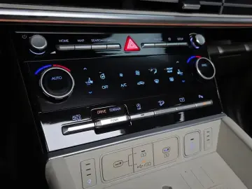 2023 Hyundai Santa Fe с пробегом 37 668 км