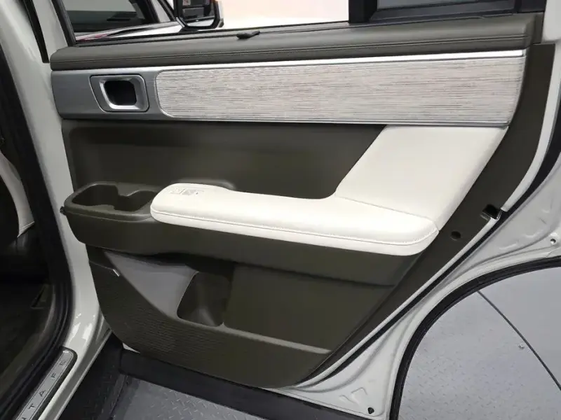 2023 Hyundai Santa Fe с пробегом 37 668 км