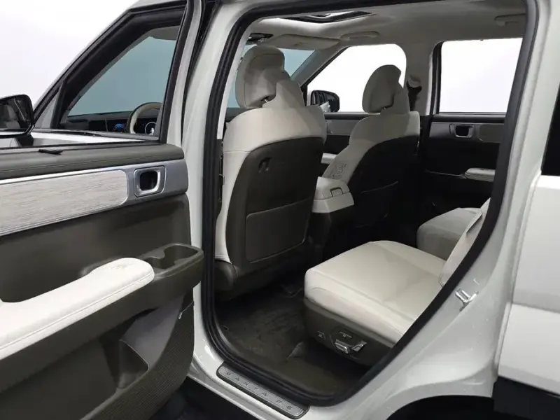 2023 Hyundai Santa Fe с пробегом 37 668 км
