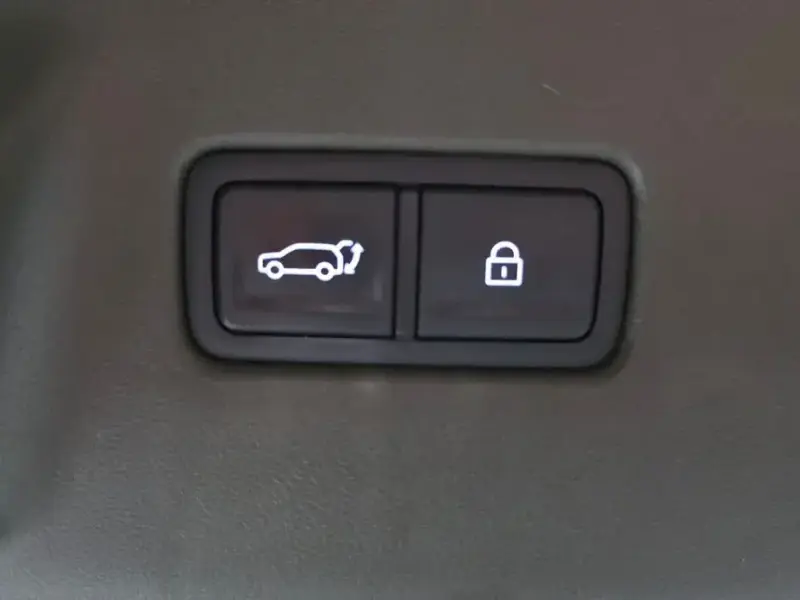 2023 Hyundai Santa Fe с пробегом 37 668 км