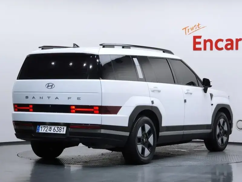 2023 Hyundai Santa Fe с пробегом 93 541 км