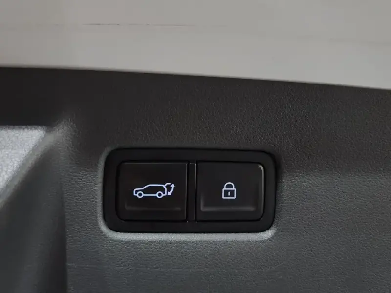 2023 Hyundai Santa Fe с пробегом 93 541 км