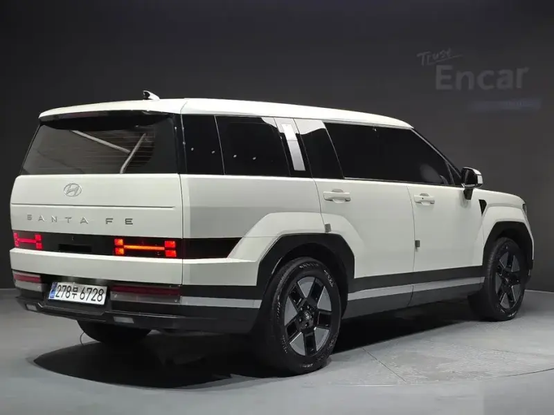2024 Hyundai Santa Fe с пробегом 72 509 км