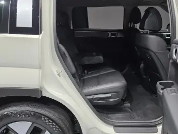 2024 Hyundai Santa Fe с пробегом 72 509 км