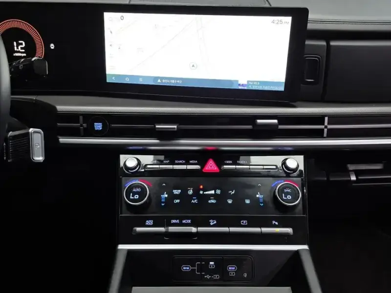 2024 Hyundai Santa Fe с пробегом 72 509 км