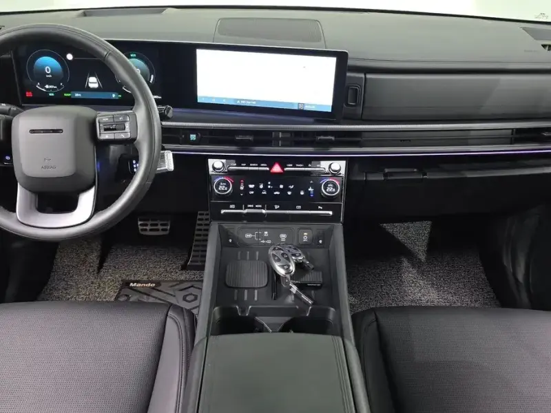 2024 Hyundai Santa Fe с пробегом 13 383 км