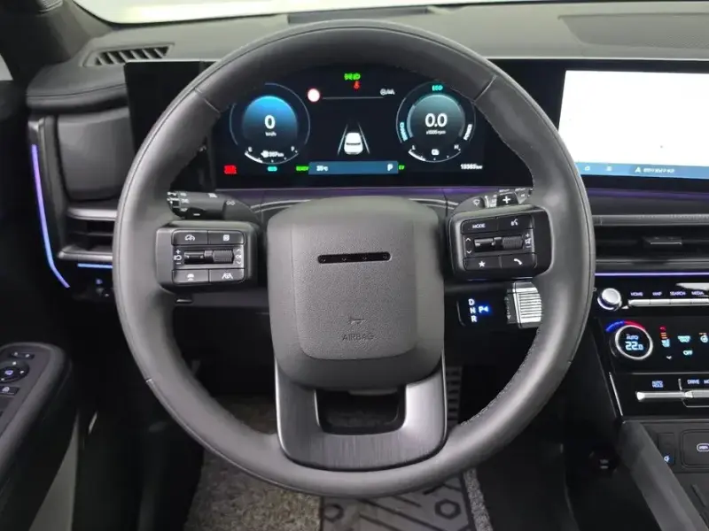 2024 Hyundai Santa Fe с пробегом 13 383 км