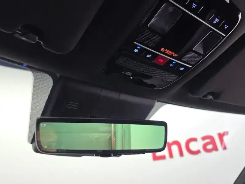 2024 Hyundai Santa Fe с пробегом 13 383 км