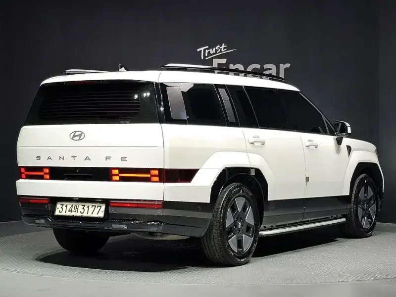 2024 Hyundai Santa Fe с пробегом 56 275 км
