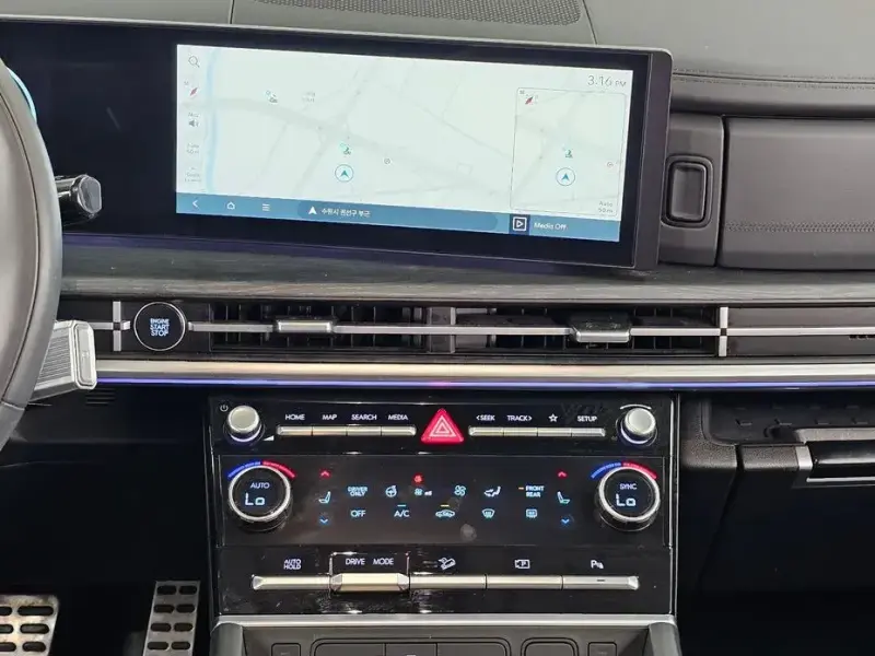 2024 Hyundai Santa Fe с пробегом 56 275 км