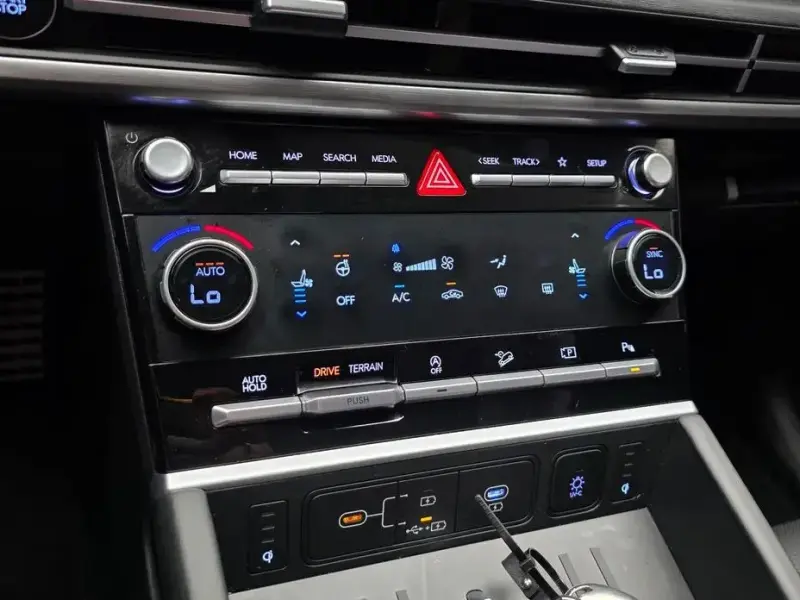 2024 Hyundai Santa Fe с пробегом 18 675 км