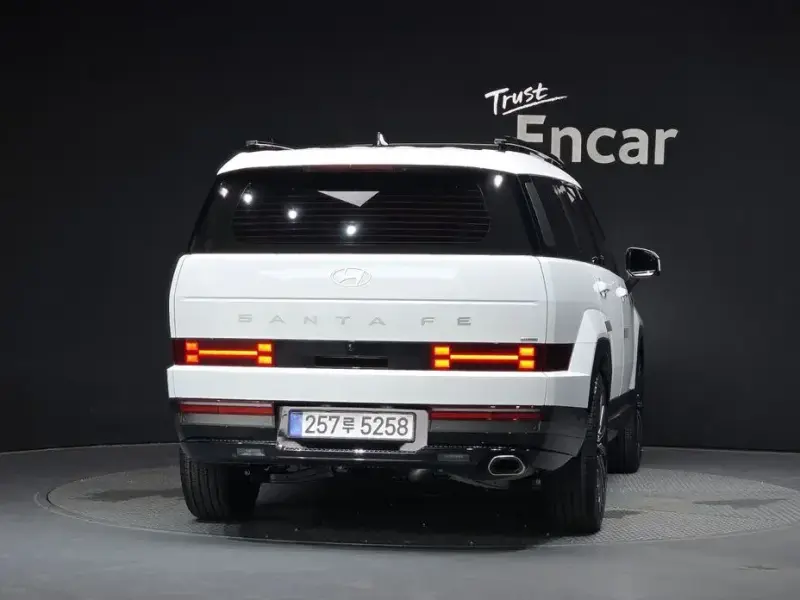2026 Hyundai Santa Fe с пробегом 2 885 км