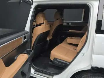 2026 Hyundai Santa Fe с пробегом 2 885 км