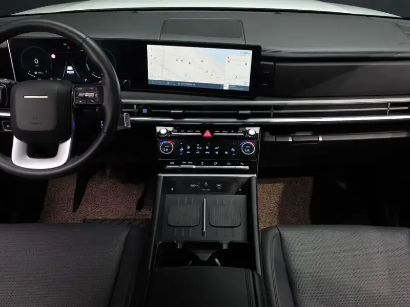 2023 Hyundai Santa Fe с пробегом 31 933 км