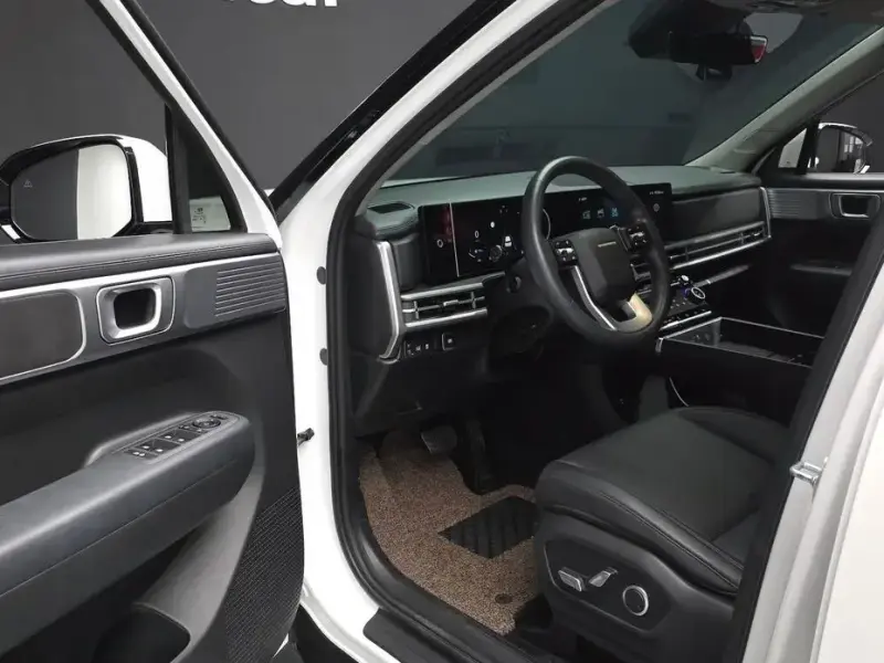 2023 Hyundai Santa Fe с пробегом 31 933 км
