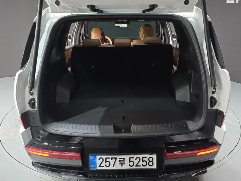 2026 Hyundai Santa Fe с пробегом 2 885 км