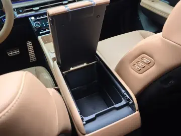 2026 Hyundai Santa Fe с пробегом 2 885 км
