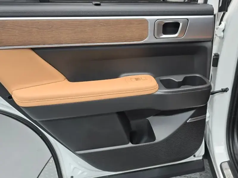 2026 Hyundai Santa Fe с пробегом 2 885 км