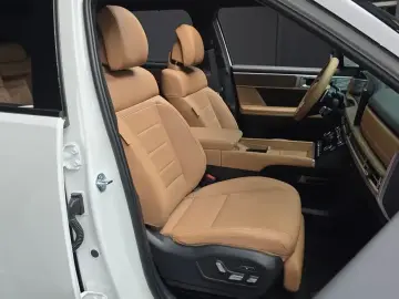 2026 Hyundai Santa Fe с пробегом 2 885 км
