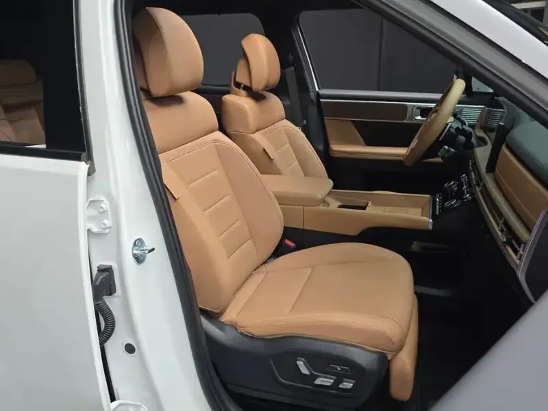 2026 Hyundai Santa Fe с пробегом 2 885 км