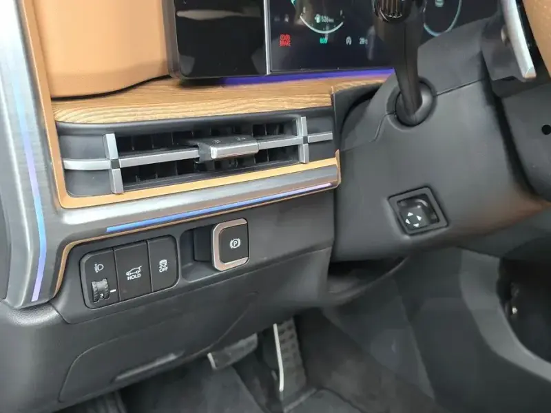 2026 Hyundai Santa Fe с пробегом 2 885 км