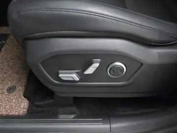 2023 Hyundai Santa Fe с пробегом 31 933 км
